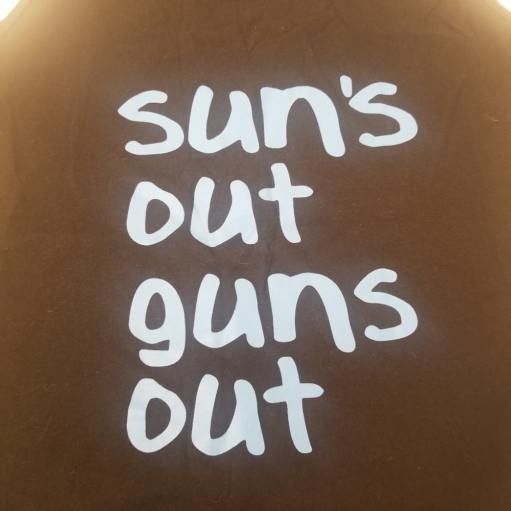 SUNS OUT GUNS OUT TANKTOP